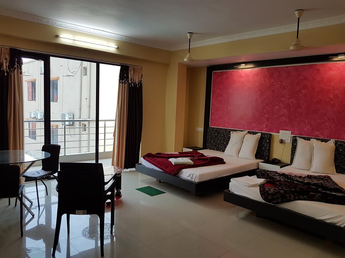 Swagatam International Hotel Tarapith Exterior foto