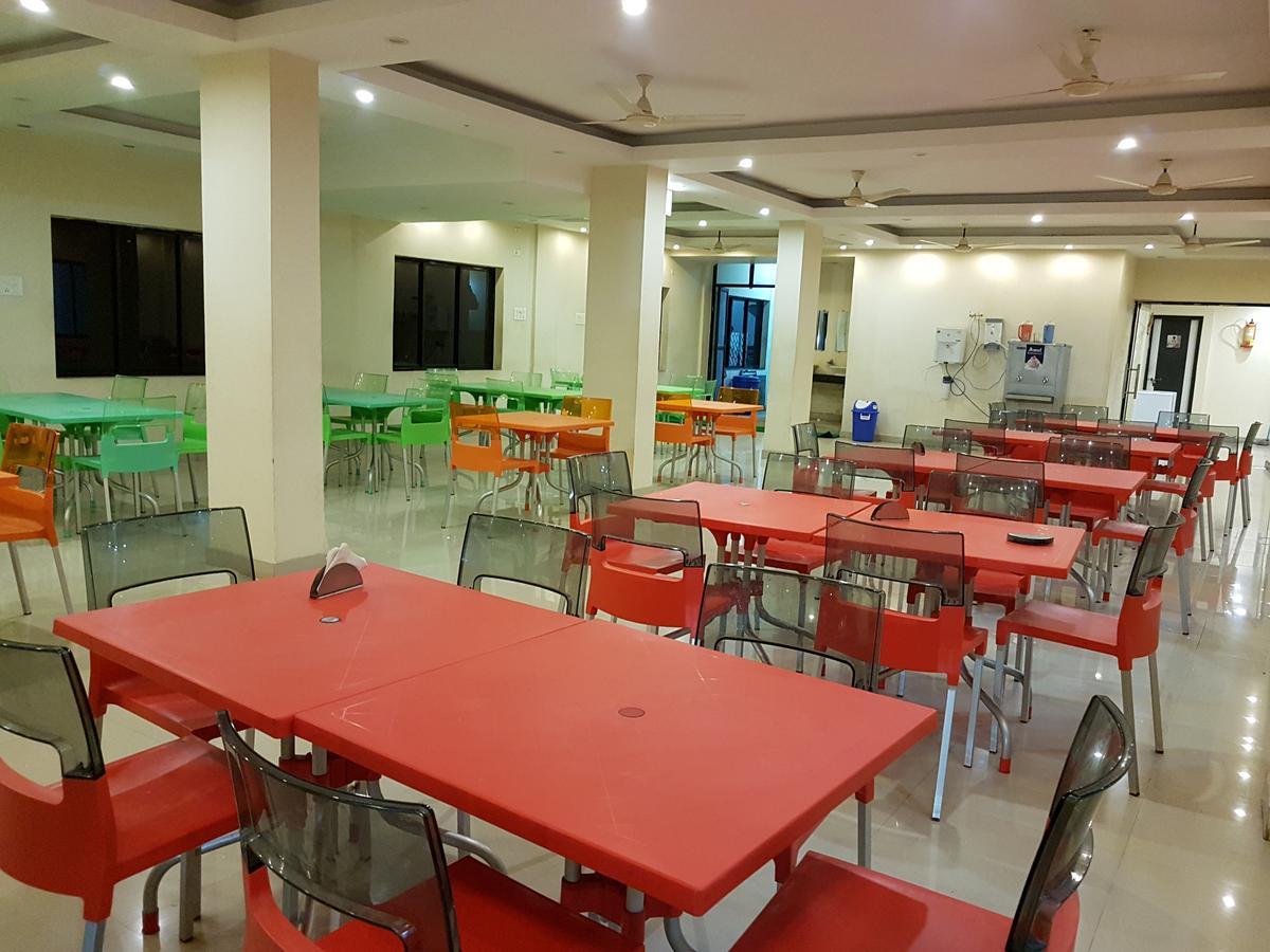 Swagatam International Hotel Tarapith Exterior foto
